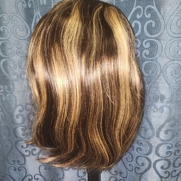Elegant Brown and Blonde Human hair Wig - Picture 1 of 9